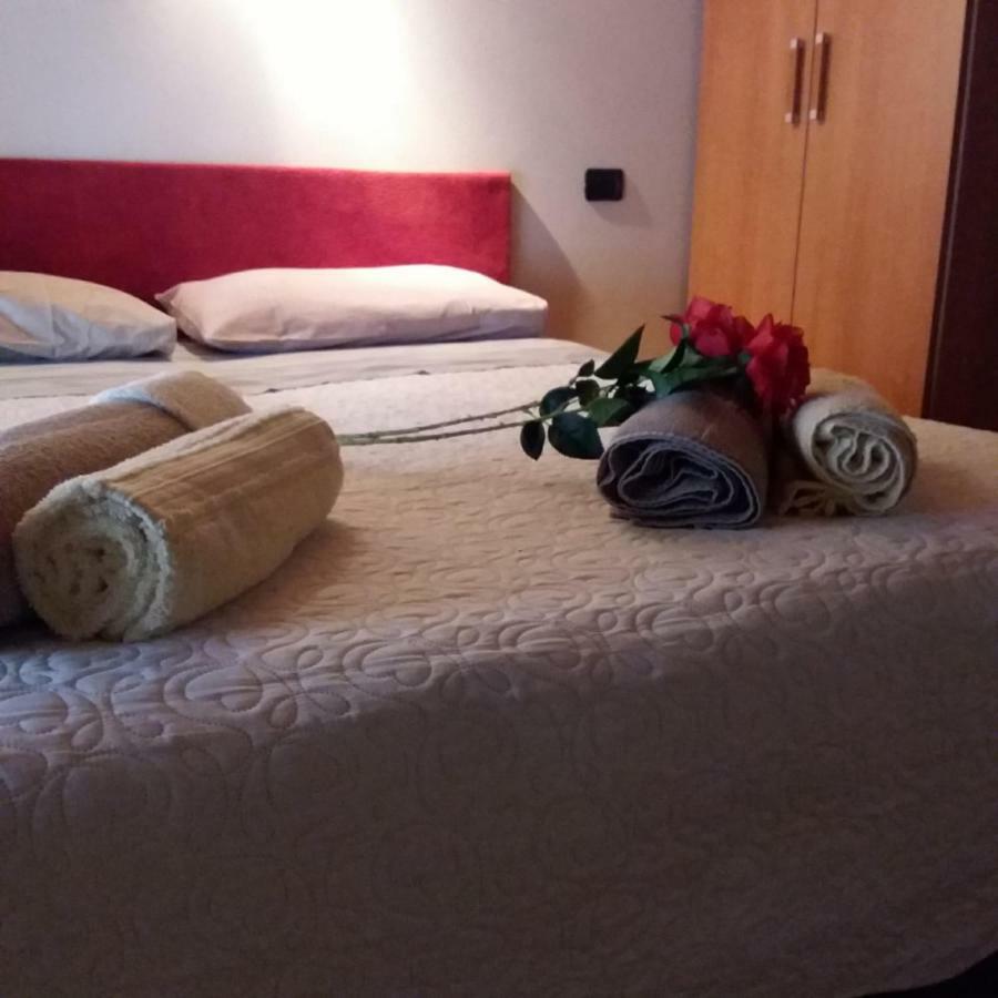 Apartamento Il Sogno Di Claudia Gera Lario Exterior foto