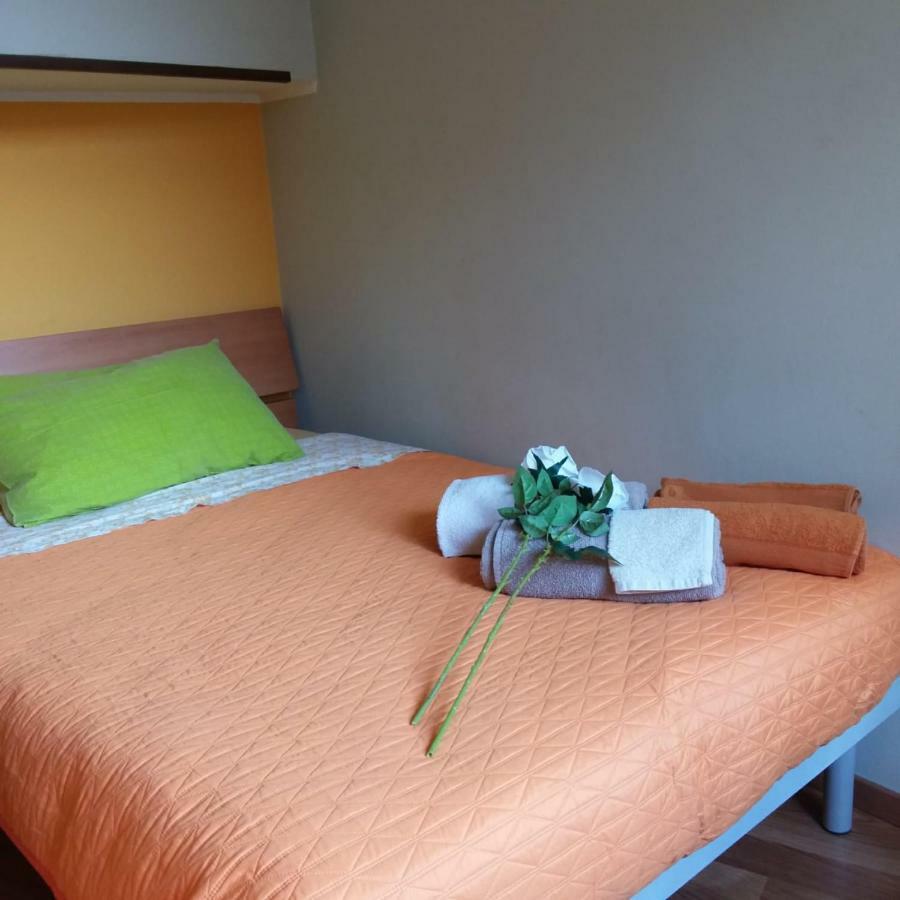 Apartamento Il Sogno Di Claudia Gera Lario Exterior foto
