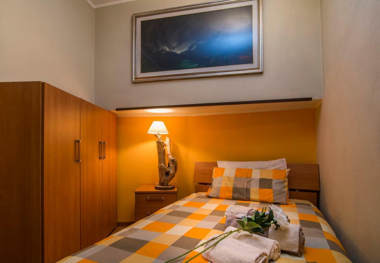 Apartamento Il Sogno Di Claudia Gera Lario Exterior foto